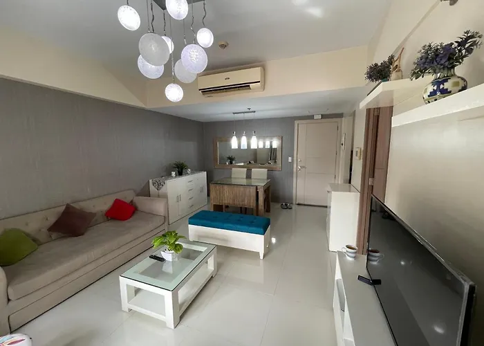 150 Newport Boulevard, Near Terminal3 Airport *